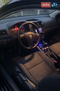 Хетчбек Volkswagen Golf 2007 в Полтаві