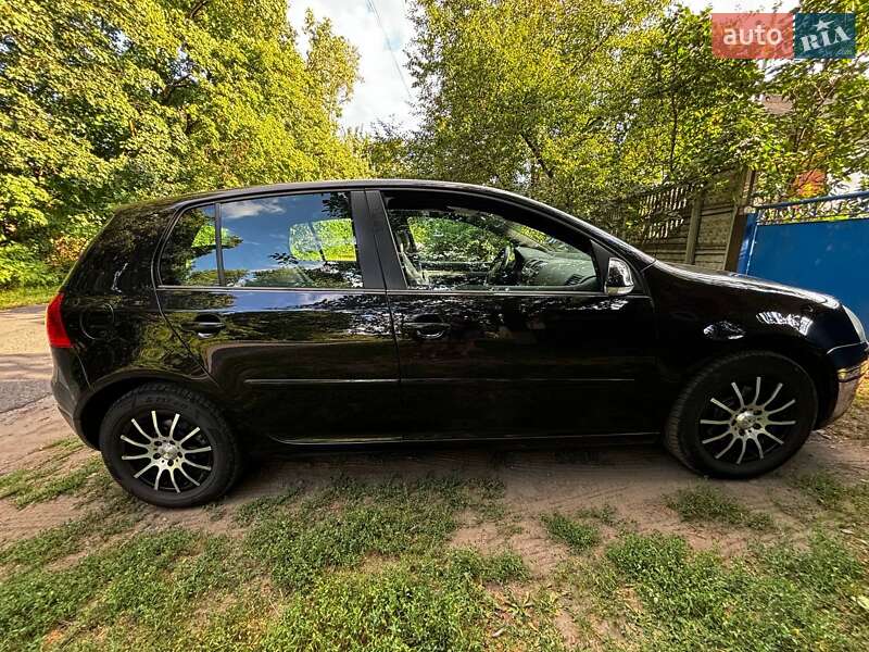 Хэтчбек Volkswagen Golf 2007 в Полтаве