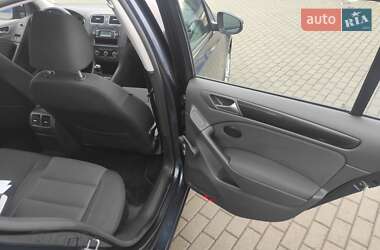 Хэтчбек Volkswagen Golf 2009 в Ковеле