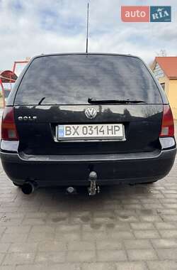 Універсал Volkswagen Golf 2004 в Городку