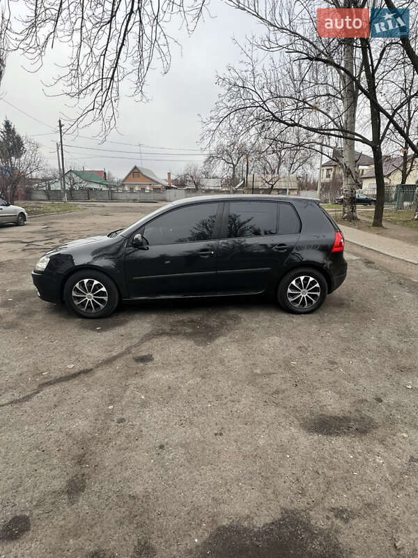 Хэтчбек Volkswagen Golf 2004 в Никополе