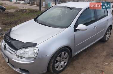 Хетчбек Volkswagen Golf 2005 в Вознесенську