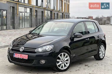 Хетчбек Volkswagen Golf 2009 в Луцьку