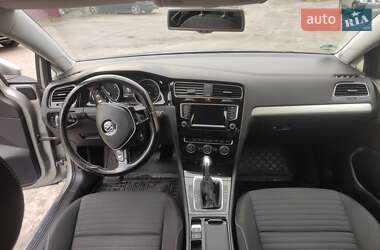 Универсал Volkswagen Golf 2014 в 