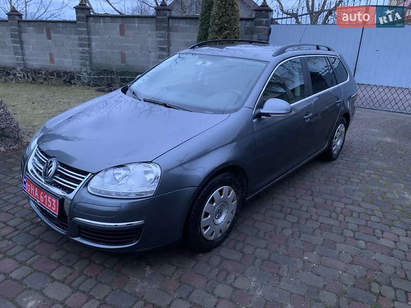 Універсал Volkswagen Golf 2008 в Рівному