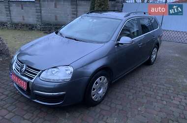 Універсал Volkswagen Golf 2008 в Рівному