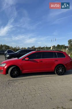 Универсал Volkswagen Golf 2015 в 