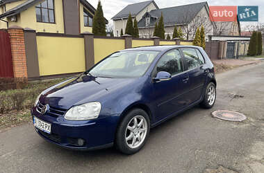 Хетчбек Volkswagen Golf 2006 в Києві