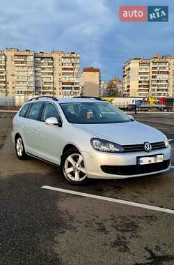 Універсал Volkswagen Golf 2012 в Києві