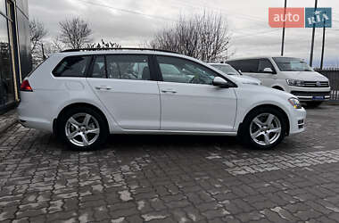 Универсал Volkswagen Golf 2016 в 