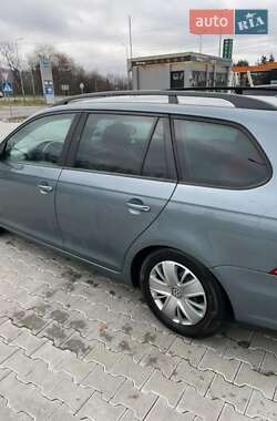 Універсал Volkswagen Golf 2007 в Червонограді