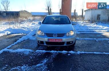 Хетчбек Volkswagen Golf 2007 в Надвірній