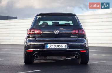 Хэтчбек Volkswagen Golf 2009 в 