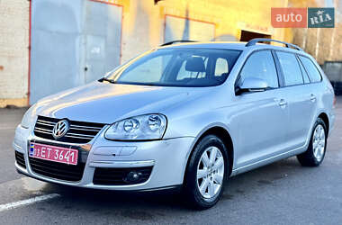 Універсал Volkswagen Golf 2009 в Рівному