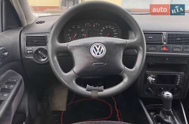 Хэтчбек Volkswagen Golf 2000 в Долине