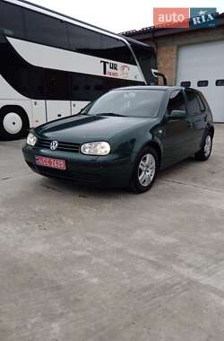 Хетчбек Volkswagen Golf 2000 в Калуші