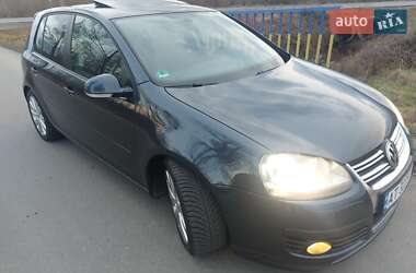 Хэтчбек Volkswagen Golf 2007 в Надворной