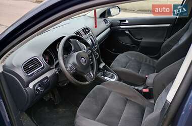 Універсал Volkswagen Golf 2009 в Калуші