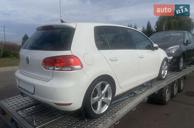 Хэтчбек Volkswagen Golf 2009 в 