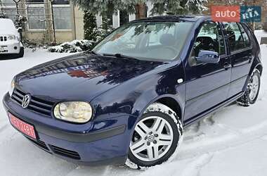 Хетчбек Volkswagen Golf 2002 в Тернополі