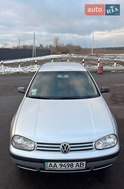 Хетчбек Volkswagen Golf 2002 в Борисполі