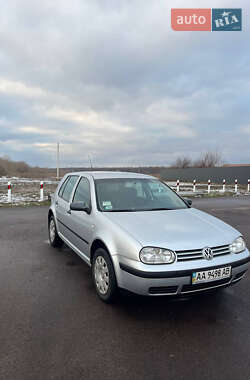 Хетчбек Volkswagen Golf 2002 в Борисполі