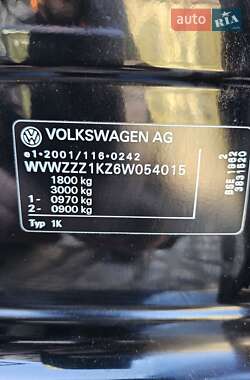 Хэтчбек Volkswagen Golf 2006 в Одессе