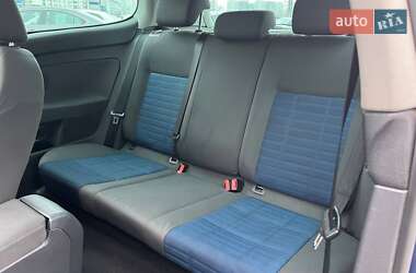 Хетчбек Volkswagen Golf 2007 в Києві