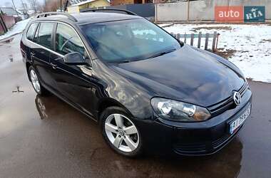 Универсал Volkswagen Golf 2010 в Киеве