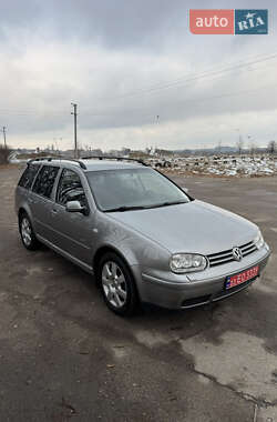 Універсал Volkswagen Golf 2005 в Умані