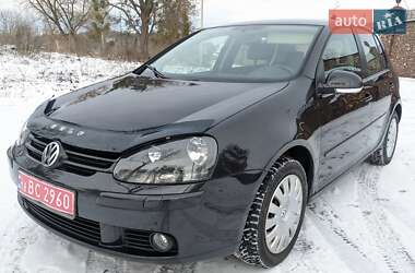 Хетчбек Volkswagen Golf 2006 в Звягелі