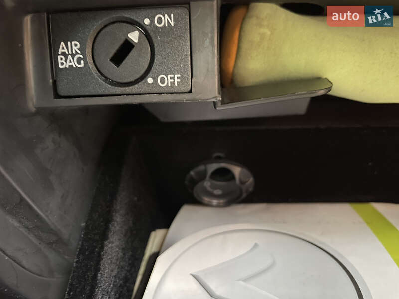 Універсал Volkswagen Golf 2011 в Києві