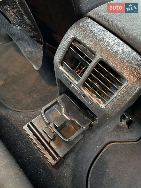 Універсал Volkswagen Golf 2011 в Києві