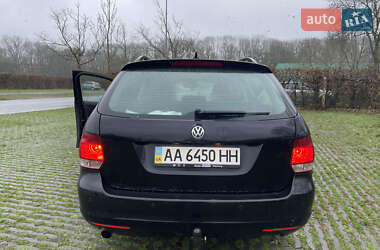 Универсал Volkswagen Golf 2011 в Киеве