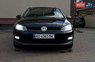 Універсал Volkswagen Golf 2014 в 