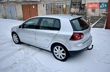 Хэтчбек Volkswagen Golf 2008 в Луцке