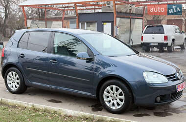 Хэтчбек Volkswagen Golf 2006 в Лубнах