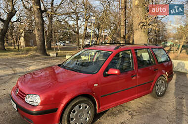 Універсал Volkswagen Golf 2001 в Черкасах