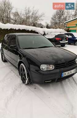 Хетчбек Volkswagen Golf 1997 в Турці