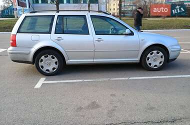 Универсал Volkswagen Golf 2003 в Каменском