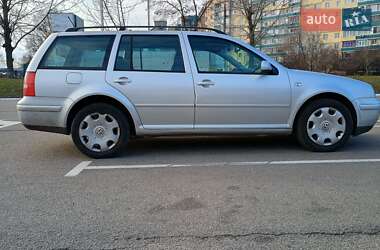 Универсал Volkswagen Golf 2003 в Каменском