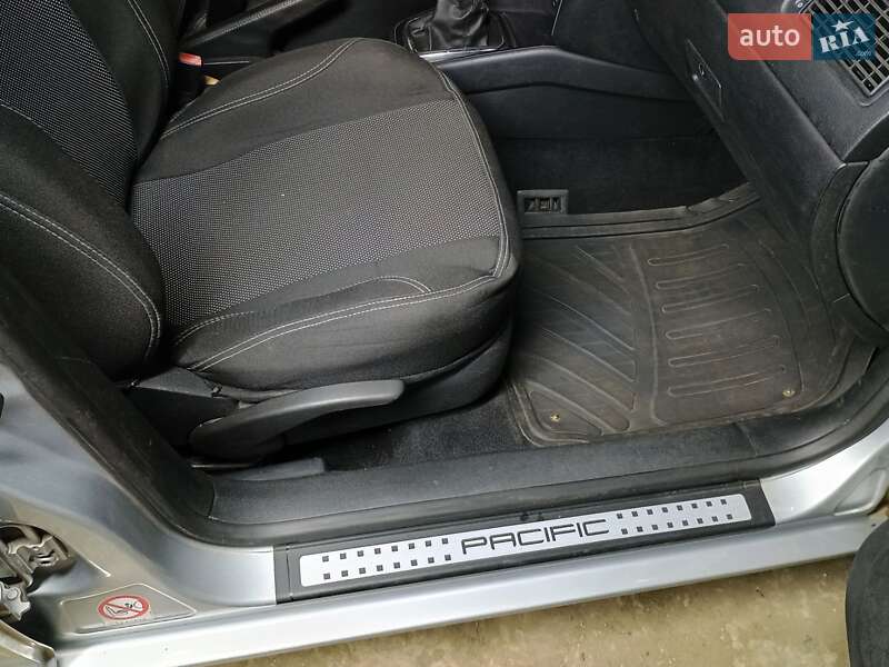 Универсал Volkswagen Golf 2003 в Каменском фото 18 Универсал Volkswagen Golf 2003 в Каменском