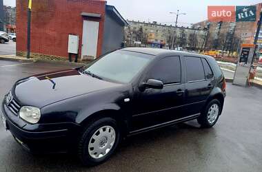 Хетчбек Volkswagen Golf 2003 в Харкові