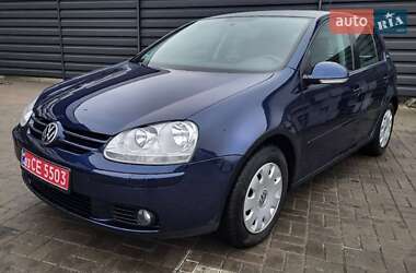 Хетчбек Volkswagen Golf 2006 в Черкасах