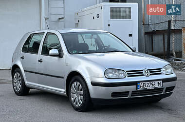 Хетчбек Volkswagen Golf 2000 в Вінниці