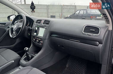 Хетчбек Volkswagen Golf 2009 в Лубнах