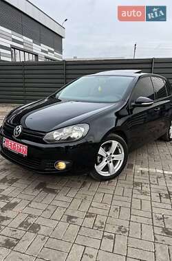 Хэтчбек Volkswagen Golf 2010 в Черкассах