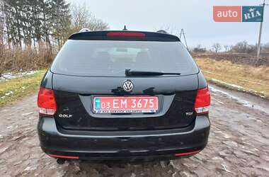 Универсал Volkswagen Golf 2011 в Млинове