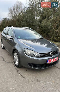 Универсал Volkswagen Golf 2012 в Ровно