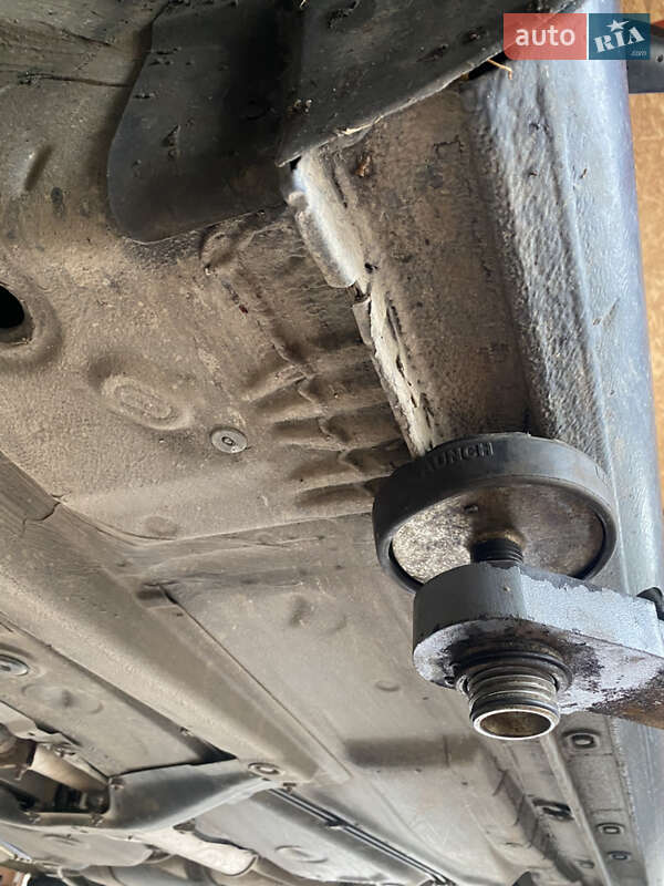 Хэтчбек Volkswagen Golf 2002 в Ивано-Франковске фото 22 Хэтчбек Volkswagen Golf 2002 в Ивано-Франковске